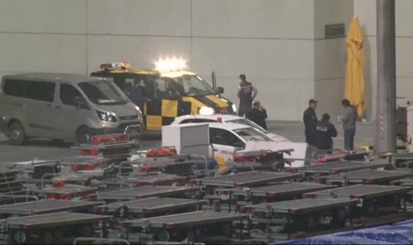 Explosion reported in #Istanbul’s Sabiha Gökçen airport, 2 wounded - cause unknown 