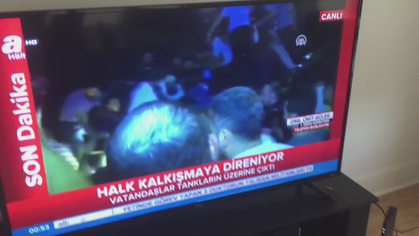 Footage shows civilians are taking over a tank in Turkey  