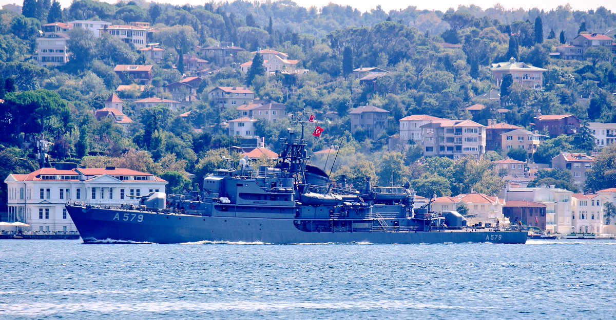 Turkish Navy TCG Cezayirli Gazi Hasanpaşa A579 transits Bosphorus towards the Black Sea @NATO_MARCOM  