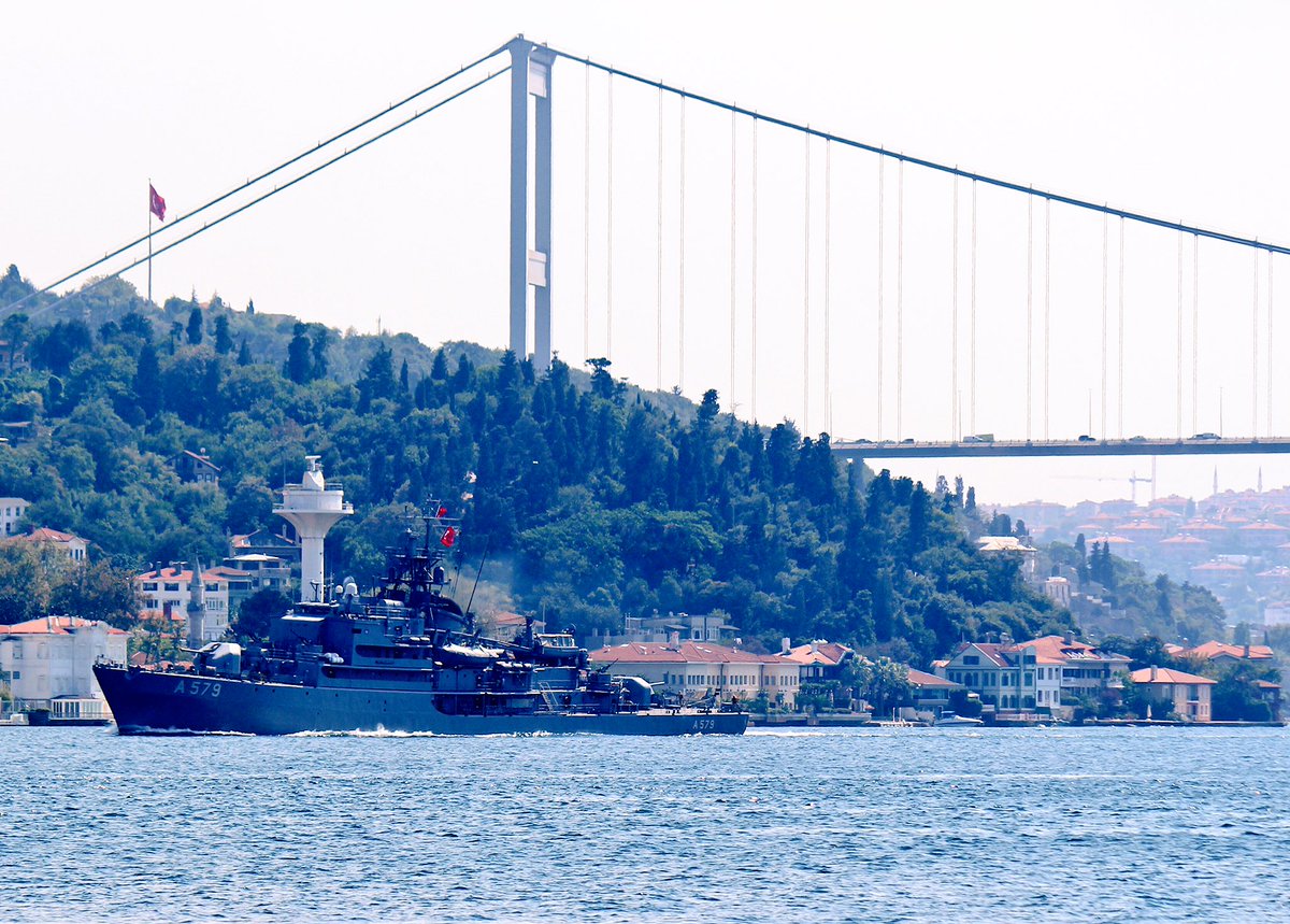 Turkish Navy TCG Cezayirli Gazi Hasanpaşa A579 transits Bosphorus towards the Black Sea @NATO_MARCOM  