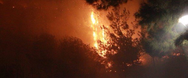 Massive fire erupted in Turkey's Adana Kozan