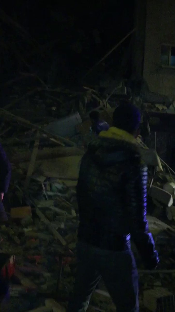 Strong earthquake in eastern Turkey causes several buildings to collapse; no word on casualties