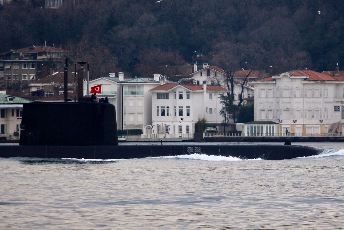 Turkish Navy type 209/1400 Preveze class submarine, likely TCG Anafartalar, transited Bosphorus towards Marmara