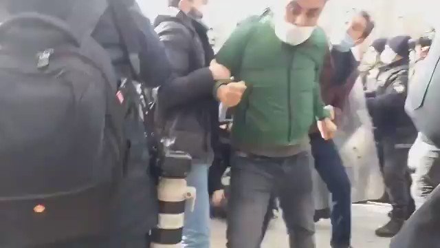 Police attacked university students who wanted to take action to support the Boğaziçi University in Ankara. As a result of the police attack, many students were detained