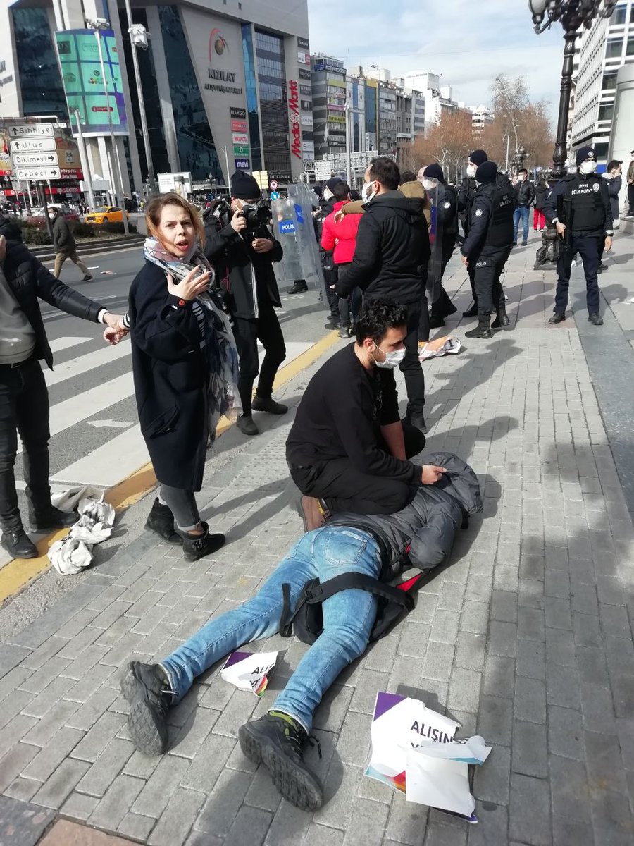 Students detained in Ankara: Police attacked university students who wanted to take action to support the Boğaziçi University in Ankara