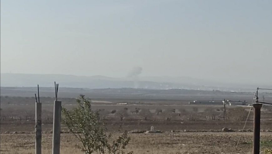 ANHA: Het Turkse leger beschiet momenteel het dorp Zurmaghar in het westelijke platteland van Kobani met zware wapens