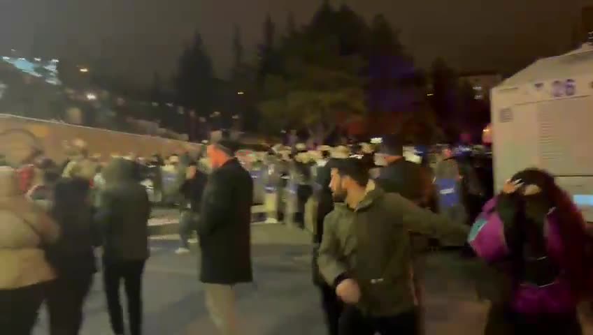 In Ankara, the police attacked people gathered on Mevlana Boulevard with tear gas. The people booed and said, Shoot them, shoot them, shoot them, shoot them, take off your helmet, drop your baton, let's see who the young man is. The police were asked, We will leave an honorable future for our children. What about you