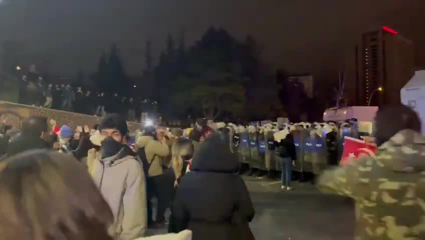 In Ankara, the police attacked people gathered on Mevlana Boulevard with tear gas. The people booed and said, Shoot them, shoot them, shoot them, shoot them, take off your helmet, drop your baton, let's see who the young man is. The police were asked, We will leave an honorable future for our children. What about you