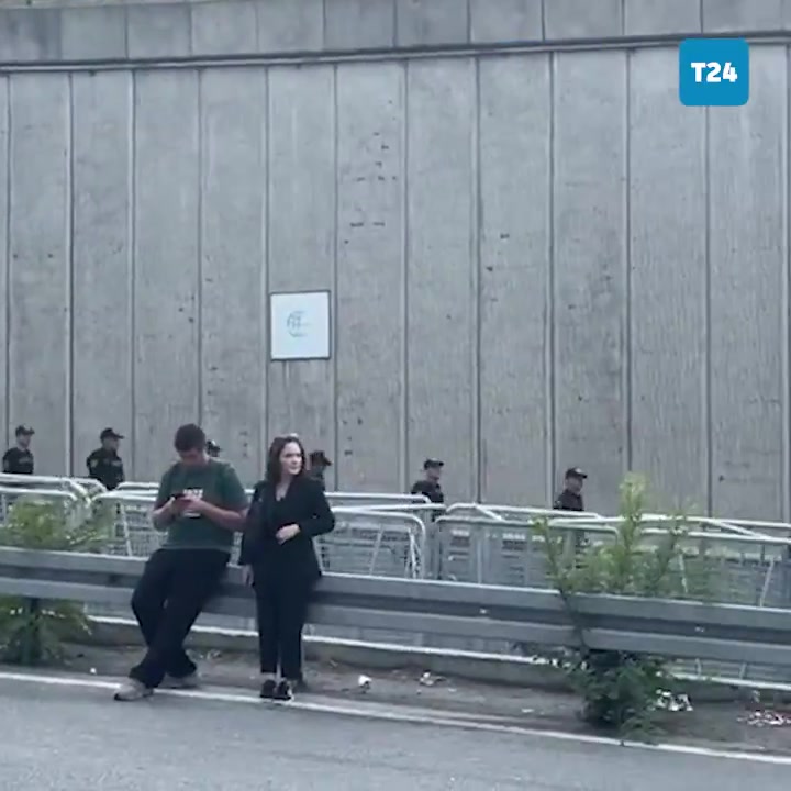 The police perimeter around the CHP Istanbul Provincial Headquarters is being expanded.